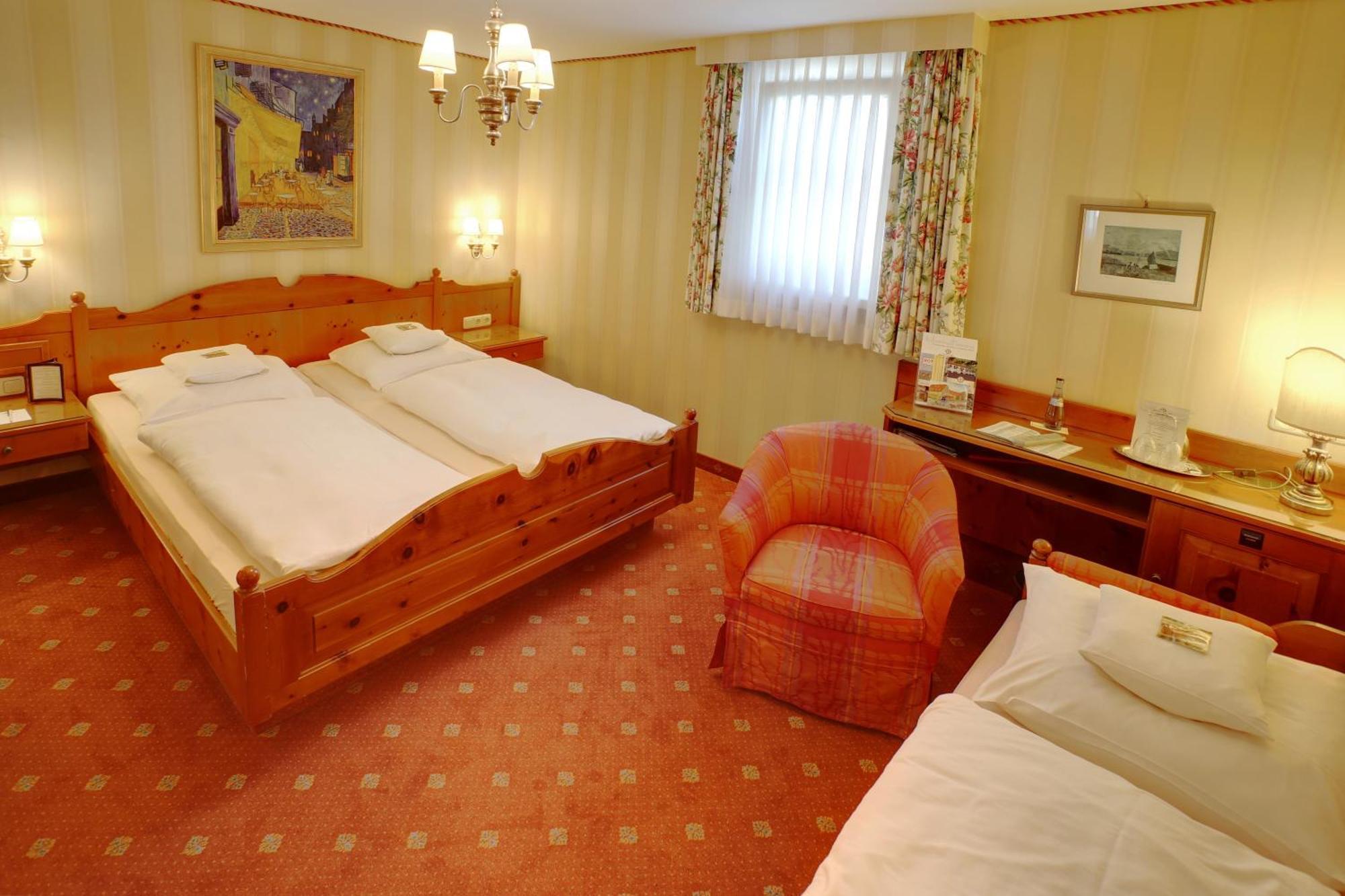 Hotel Brauereigasthof Landwehr-Braeu Reichelshofen Quarto foto