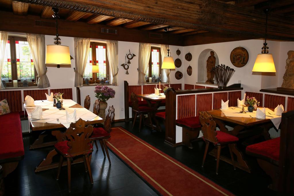Hotel Brauereigasthof Landwehr-Braeu Reichelshofen Exterior foto
